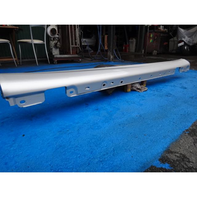 メルセデス ベンツ Ｃ200 C180 クーペ W203 等 右 サイド ステップ サイド スカート  744/シルバー  2036900640  [5657] |  | 01