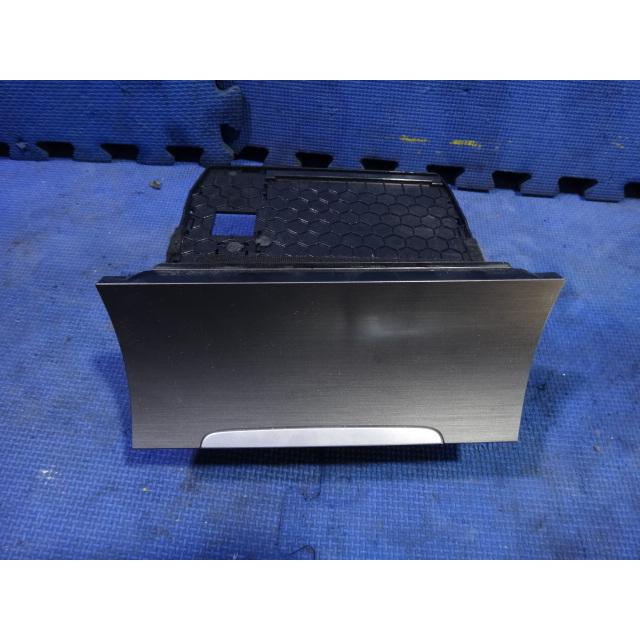 ワーゲン ゴルフ 7 AUCPT AUCJZ 等 純正 小物入れ [5696] |  | 01