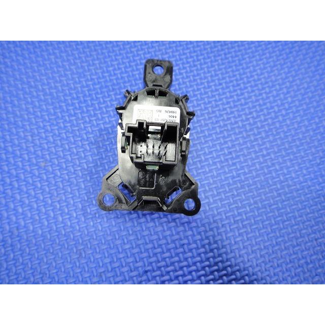 BMW 7 シリーズ F01 YA30 YA44 等 エンジン スタート ストップ ボタン  品番 9153832  [5717] |  | 01