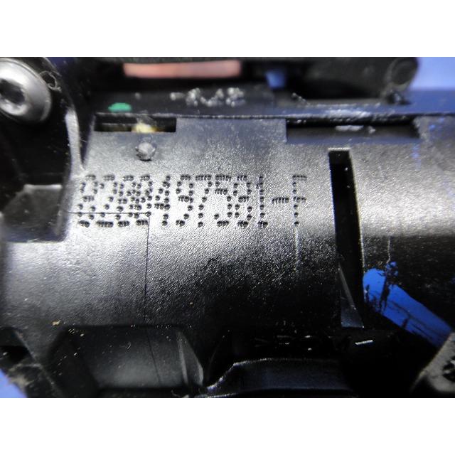 ルノー カングー KWK4M 等 左 フロント ドアロック アクチュエーター ソレノイド　 品番 8200497581 F  [5826] |  | 01