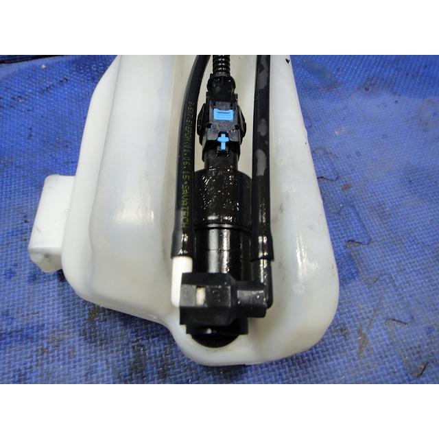 ルノー カングー KWK4M 等 ウィンド ウォッシャー タンク  [5826] |  | 01