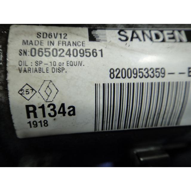 ルノー カングー KWK4M 等 純正 A/C エアコン コンプレッサー  SD6V12  品番 8200953359 [5826] |  | 03