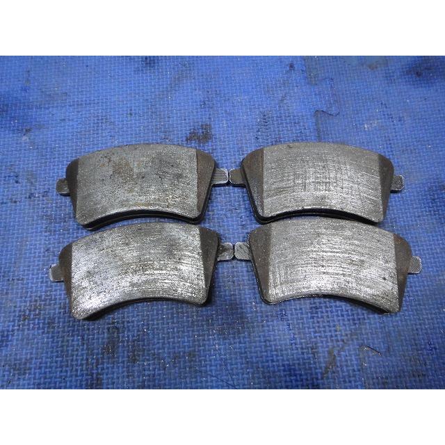 ルノー カングー KWK4M 等 フロント ブレーキ パッド  HELLA [5826] | 