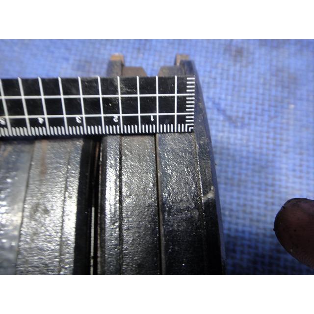 ルノー カングー KWK4M 等 フロント ブレーキ パッド  HELLA [5826] |  | 04