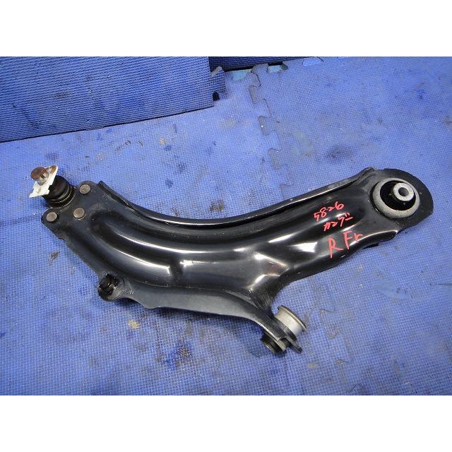 ルノー カングー KWK4M 等 右 フロント ロアアーム  [5826] | 