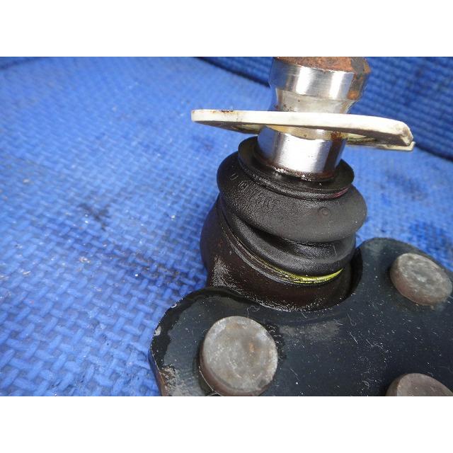 ルノー カングー KWK4M 等 右 フロント ロアアーム  [5826] |  | 02