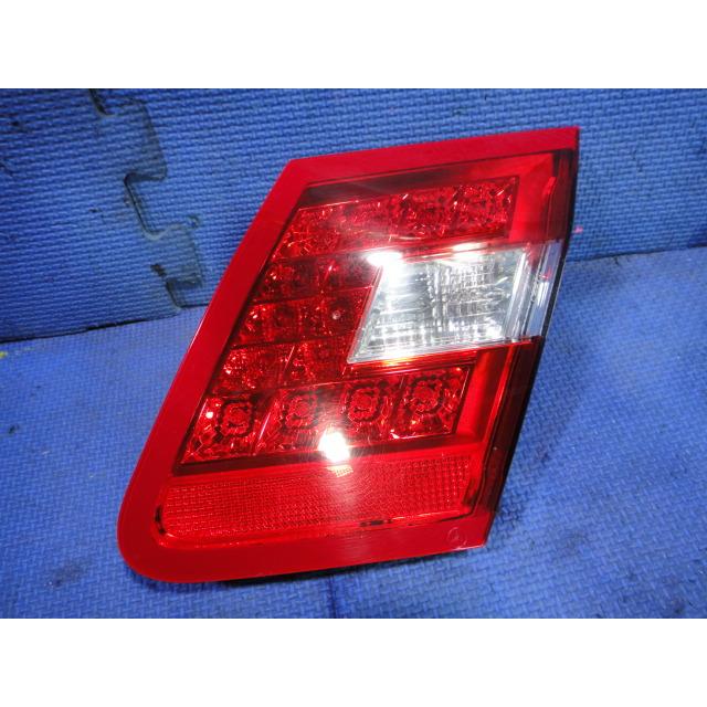 メルセデス ベンツ W212 E350 等 前期 右 テール フィニッシャー レンズ ライト ランプ 品番 2128200864  [6030] | 