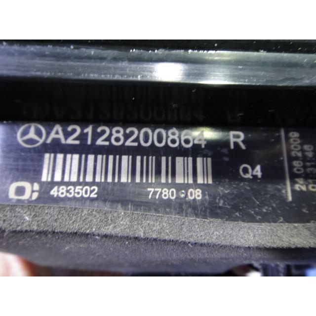 メルセデス ベンツ W212 E350 等 前期 右 テール フィニッシャー レンズ ライト ランプ 品番 2128200864  [6030] |  | 02