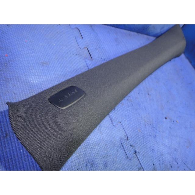 メルセデス ベンツ W212 E350 等 左 フロント Bピラー カバー 品番 2126905925    [6030] |  | 01