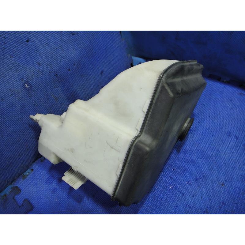 BMW Z4 E85 等 ウォッシャータンク モーター付き  品番 7110853  [6100] |  | 01