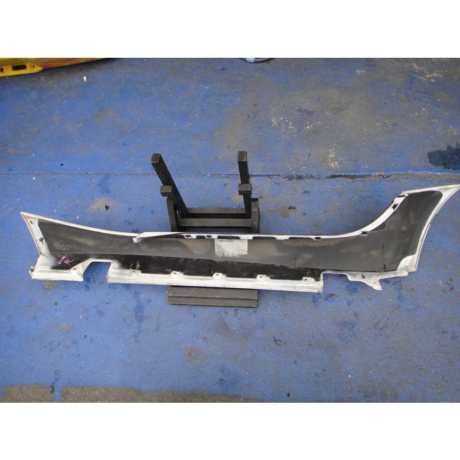 BMW Z4 E85 等  後期 右 サイド ステップ スカート 品番 7016530  300/白/アルピンホワイト  [6100] |  | 05