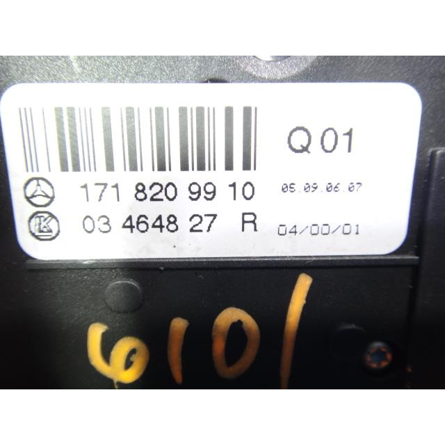 メルセデス ベンツ SLK200 R171  等 右 シートスイッチ  品番 1718209910  [6101］ |  | 01