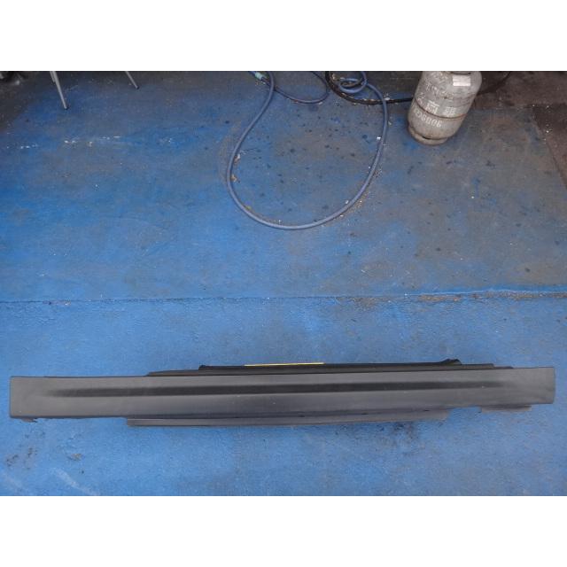 BMW ミニ R56 MF16 等　右 サイド ステップ スカート 品番 7147916   [6111] | 