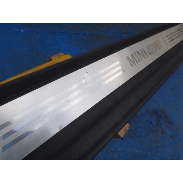 BMW ミニ R56 MF16 等　右 サイド ステップ スカート 品番 7147916   [6111] |  | 05