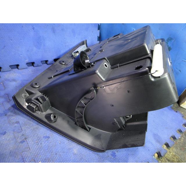 Volvo ボルボ V40 MB4164T 等 グローブボックス  [6148] |  | 03