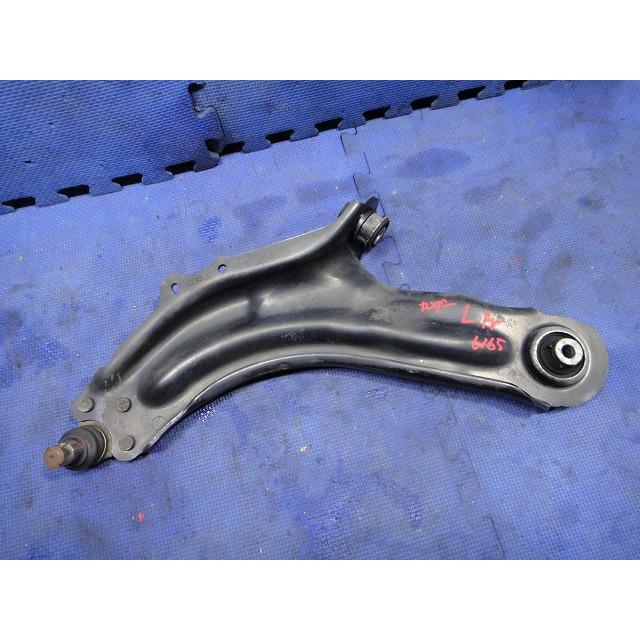 ルノー カングー KWK4M 等 左 フロント ロアアーム  [6165] | 