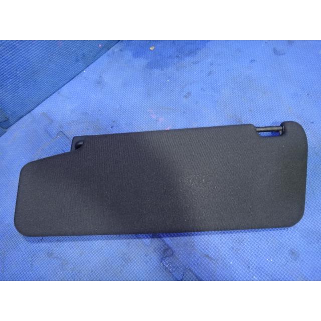 メルセデス ベンツ W218 CLS 350 等 純正 右 サンバイザー   [6253] |  | 02