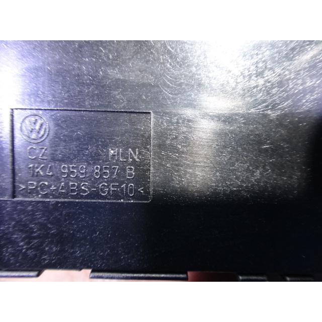 VW ゴルフ ヴァリアント 1KC 系  フロント 運転席 パワーウィンドウ スイッチ  品番 1K4959857 [6296] |  | 02