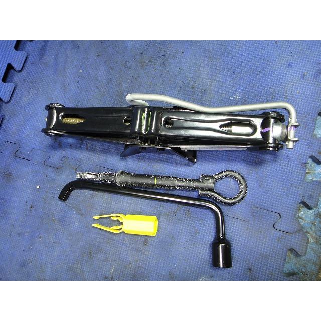 プジョー 2008 A9系 等 純正 車載 ジャッキ レンチ フック付き    [6408] |  | 01