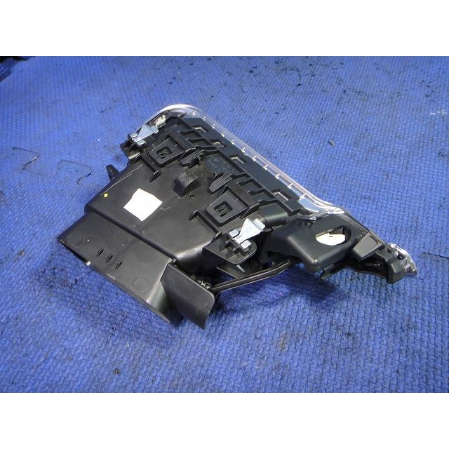 プジョー 2008 A9系 等  左 エアコン 吹出口 ルーバー  品番 9633131777  [6408] |  | 01