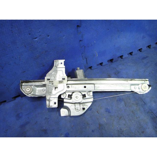 プジョー 2008 A9系 等 右 フロント パワーウィンドウ レギュレーター  品番 9806088080  [6408] |  | 01