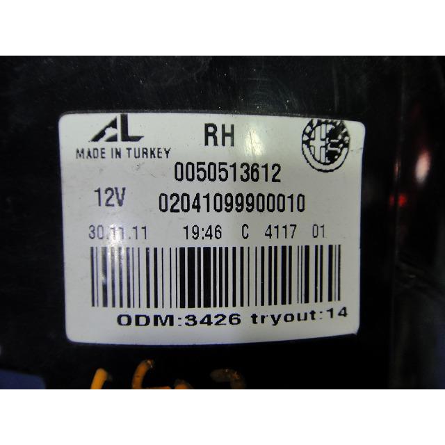 アルファロメオ ジュリエッタ 940141 等 右 テール レンズ ライト ランプ  品番 0050513612 [6502] |  | 03