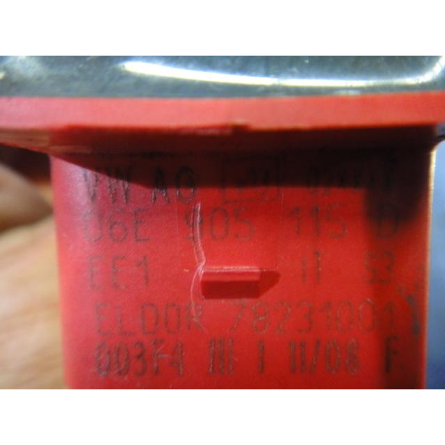 アウディ A4 8K系 B8 等 純正 イグニッション コイル 品番