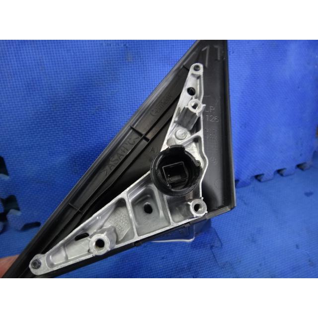 BMW 320i E90 E91 VA20 VR20 等 純正　右 ドアミラー　  白/300 [6607] |  | 05