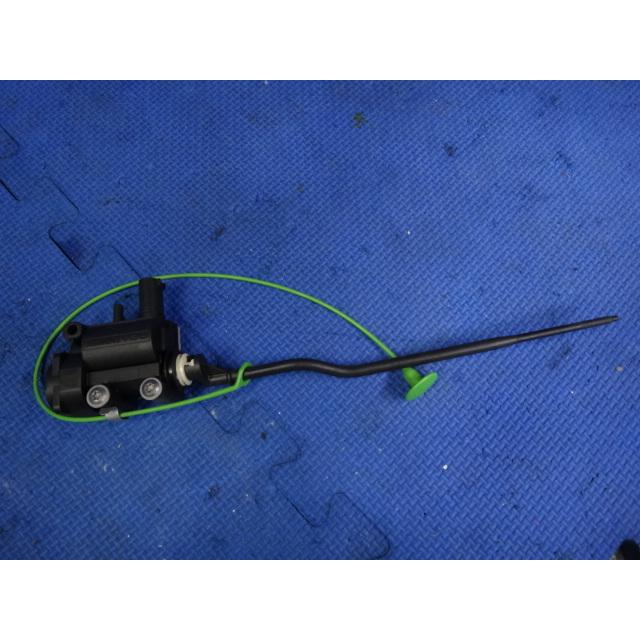 BMW 320i E90 E91 VA20 VR20 等  燃料 給油口 ロック アクチュエーター 品番 6985880 [6607] | 