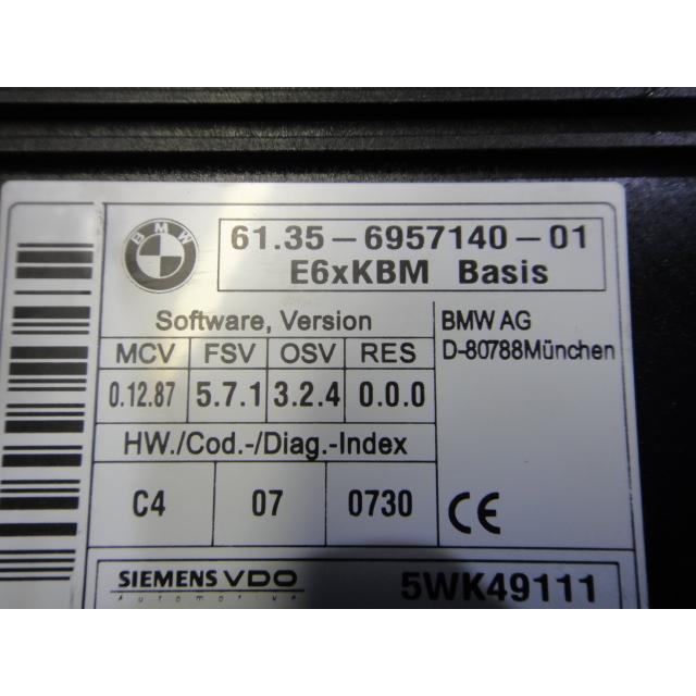 BMW E63 645Ci 等  ボディ モジュール 品番 6957140　  [6701] |  | 01