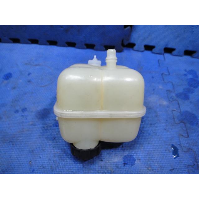 BMW ミニ クロスオーバー ZB20 R60 等 ラジエター サブタンク  品番 17137823626   [6748] |  | 01