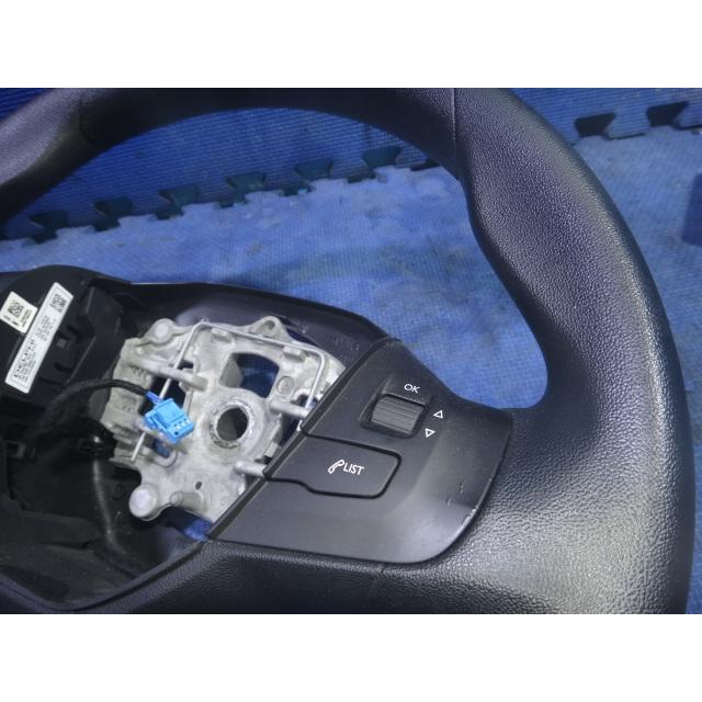 プジョー 208 A9 系 等  純正 ステアリング ハンドル  [6840] |  | 02