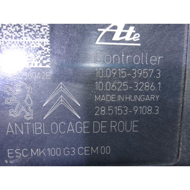 プジョー 208 A9 系 等 ABS アクチュエーター  ESC  品番 9817031780   [6840] |  | 02