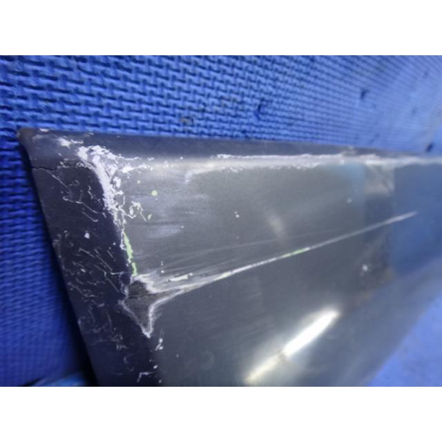 メルセデス ベンツ W201 190E 等  左 フロント ドア サッコ パネル カバー 　品番 2016905540 [7055] |  | 02