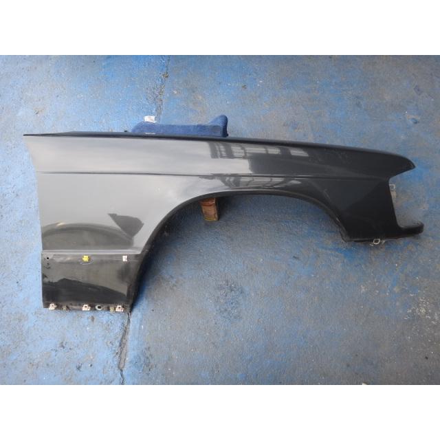 メルセデス ベンツ W201 190E 等  右 フロント フェンダー　199/ブルー ブラック  [7055] | 
