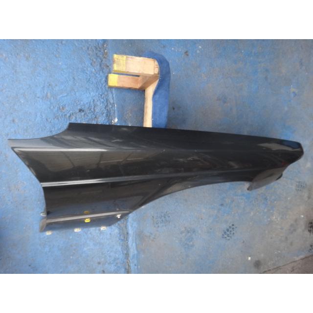 メルセデス ベンツ W201 190E 等  右 フロント フェンダー　199/ブルー ブラック  [7055] |  | 04