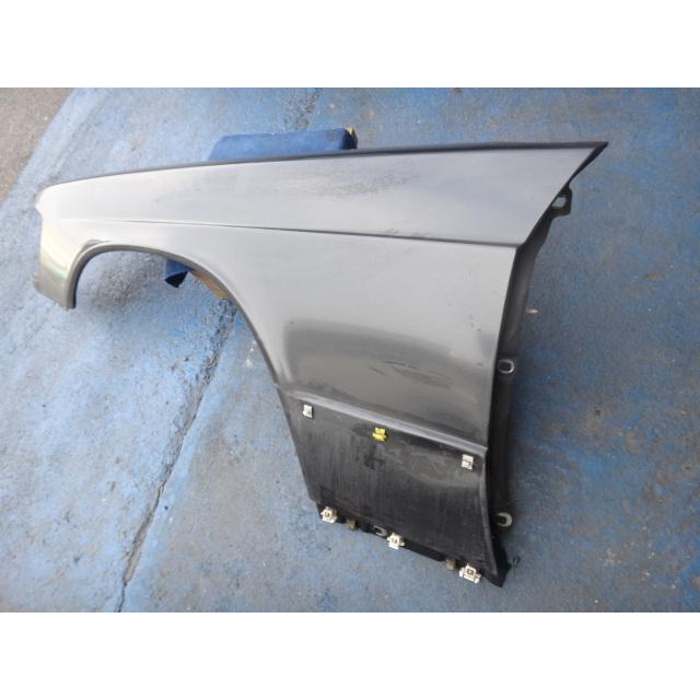 メルセデス ベンツ W201 190E 等  左 フロント フェンダー　199/ブルー ブラック  [7055] |  | 02