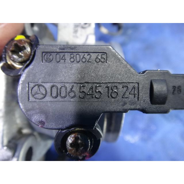 メルセデス ベンツ W201 190E 等 スロットル ボディ ハウジング  0011409053   0065451824  [7055] |  | 02