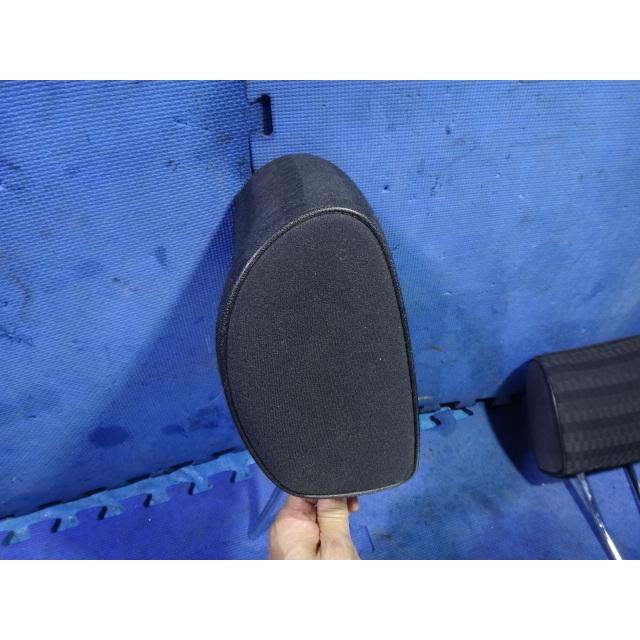 メルセデス ベンツ W201 190E 等  フロント シート ヘッドレスト   [7055] |  | 03