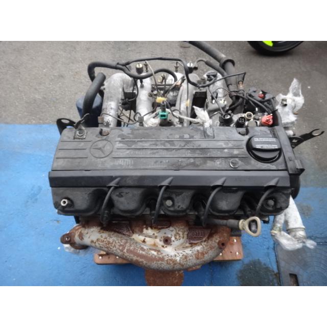 メルセデス ベンツ W201 190E 2.0 等 エンジン 本体   型式 E-201024 原動機の型式 266　102 [7055] |  | 05