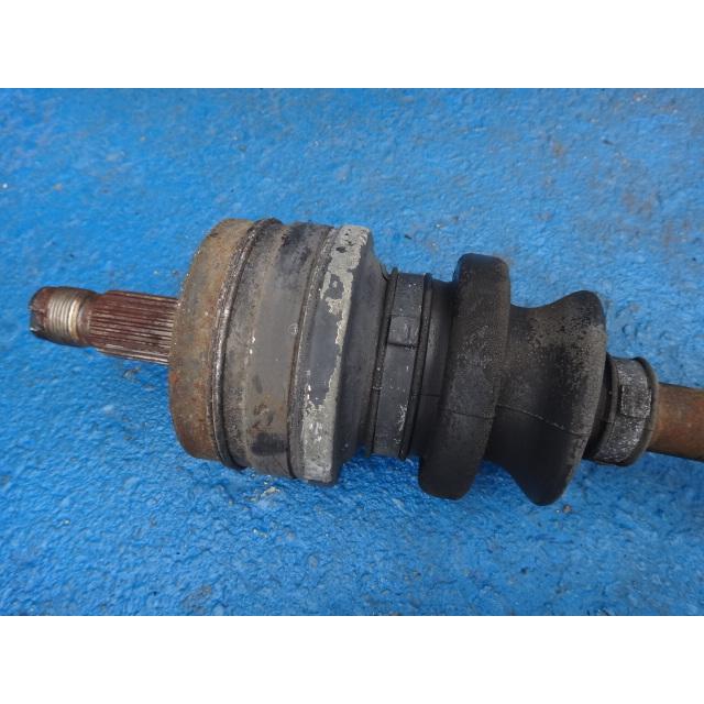 メルセデス ベンツ W201 190E 等 リア ドライブ シャフト　(a)  [7055] |  | 01