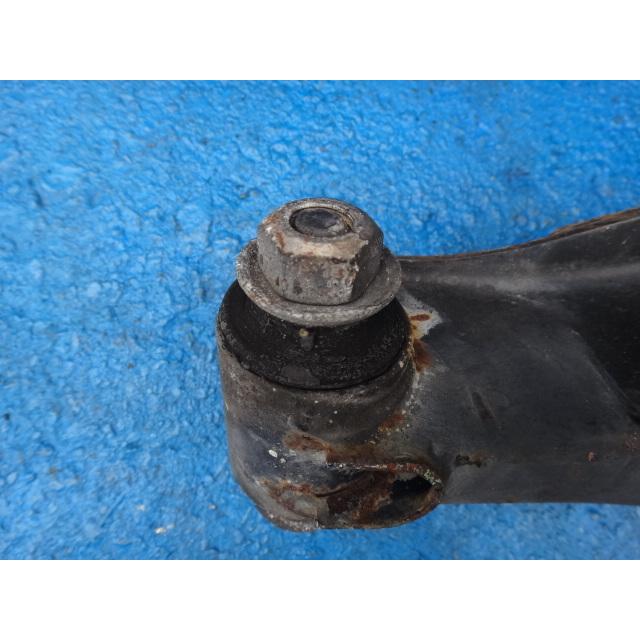 メルセデス ベンツ W201 190E 等 リア ロア アーム  (b)  [7055] |  | 02