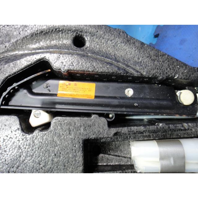 メルセデス ベンツ SLK200 R171 等 純正 車載 工具 ジャッキ エアー ポンプ 等   [7185］ |  | 01