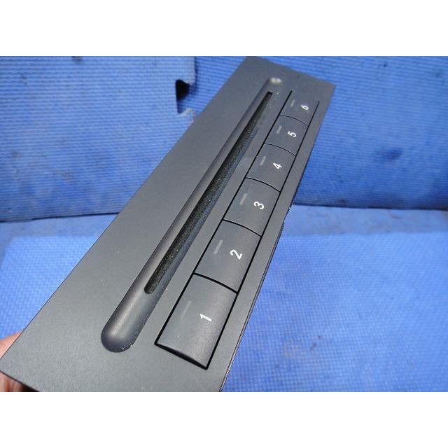 メルセデス ベンツ SLK200 R171 等 純正 CD チェンジャー デッキ　   [7185］ |  | 01