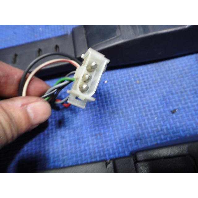 VOLVO ボルボ 240 AB230 フロント シートベルト バックル 左右 品番 1370057   1370060    [7193] |  | 03