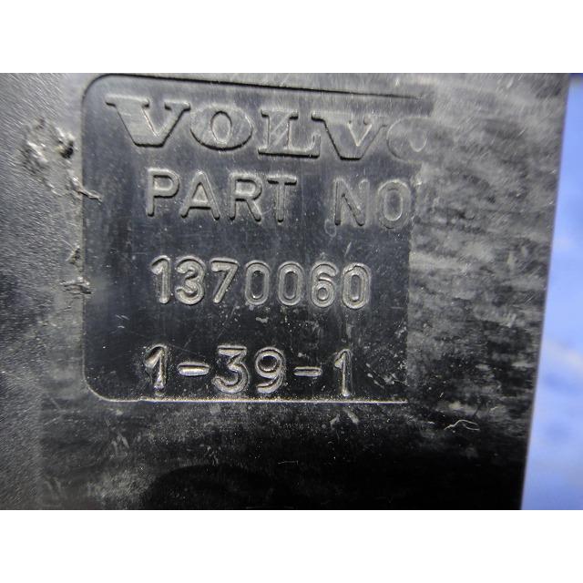 VOLVO ボルボ 240 AB230 フロント シートベルト バックル 左右 品番 1370057   1370060    [7193] |  | 05