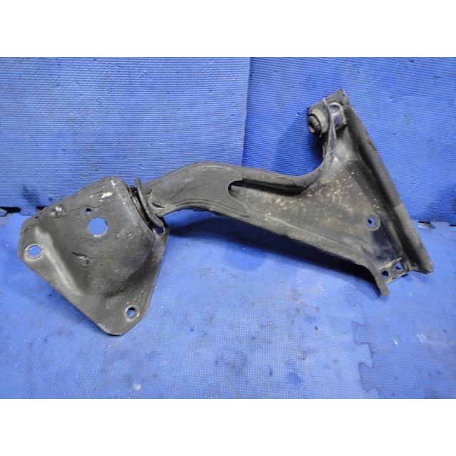 VOLVO ボルボ 240 AB230 左 フロント ロアアーム   [7193] |  | 01