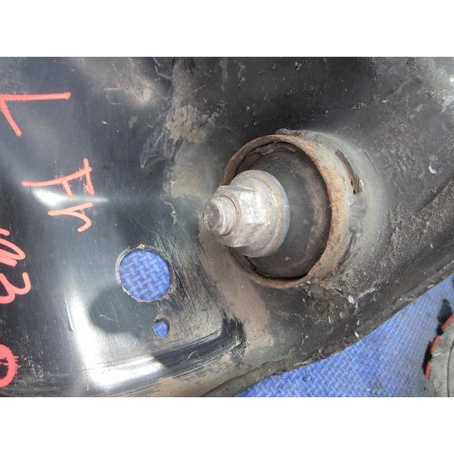 VOLVO ボルボ 240 AB230 左 フロント ロアアーム   [7193] |  | 05