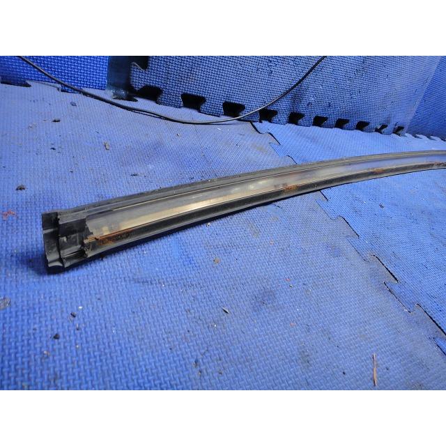 VOLVO ボルボ 240 AB230 フロント センター モール   [7193] |  | 08