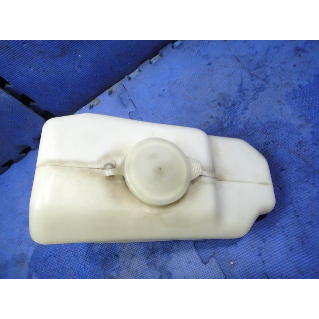 VOLVO ボルボ 240 AB230 ウォッシャー タンク  品番 1312018  [7193] |  | 02